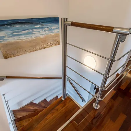 Velebos Superior - Spacious Luxury Four-room On 220 M2 - Panoramic View Of The Sea And Islands - Prestigious Location By The Sea To The New Center Of Znjan - Amenities - Free Garage Parking Space Apartamento