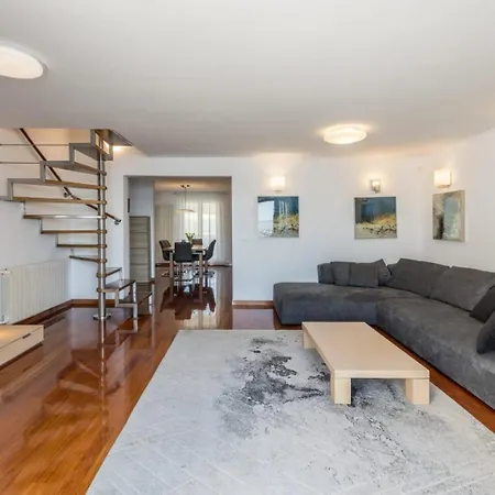 Velebos Superior - Spacious Luxury Four-room On 220 M2 - Panoramic View Of The Sea And Islands - Prestigious Location By The Sea To The New Center Of Znjan - Amenities - Free Garage Parking Space- Buralux