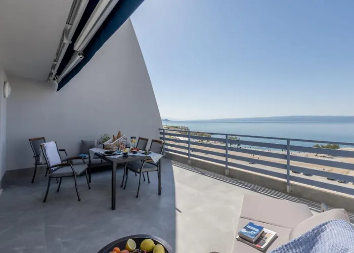 Velebos Superior - Spacious Luxury Four-room On 220 M2 - Panoramic View Of The Sea And Islands - Prestigious Location By The Sea To The New Center Of Znjan - Amenities - Free Garage Parking Space Split