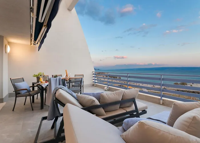 Velebos Superior - Spacious Luxury Four-room On 220 M2 - Panoramic View Of The Sea And Islands - Prestigious Location By The Sea To The New Center Of Znjan - Amenities - Free Garage Parking Space * Split