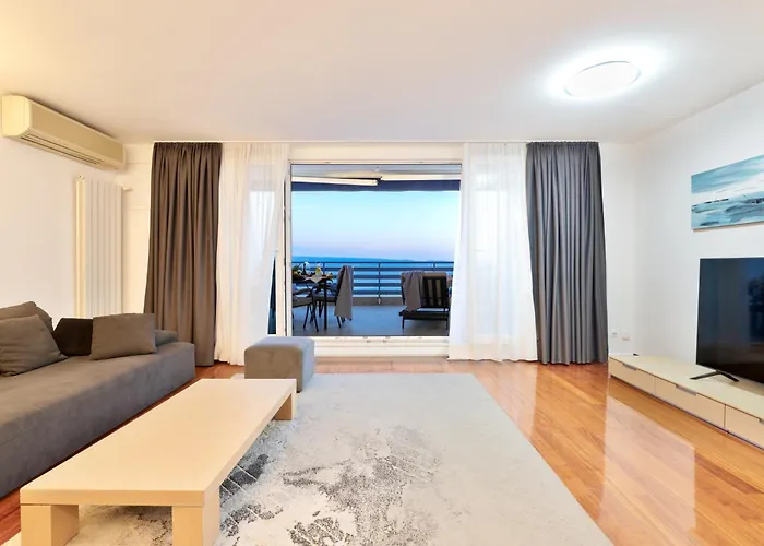 Velebos Superior - Spacious Luxury Four-room On 220 M2 - Panoramic View Of The Sea And Islands - Prestigious Location By The Sea To The New Center Of Znjan - Amenities - Free Garage Parking Space Split