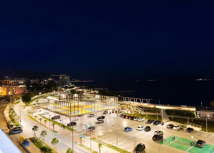 Velebos Superior - Spacious Luxury Four-room On 220 M2 - Panoramic View Of The Sea And Islands - Prestigious Location By The Sea To The New Center Of Znjan - Amenities - Free Garage Parking Space Apartmán