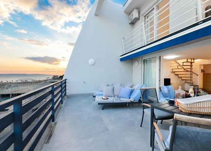 Velebos Superior - Spacious Luxury Four-room On 220 M2 - Panoramic View Of The Sea And Islands - Prestigious Location By The Sea To The New Center Of Znjan - Amenities - Free Garage Parking Space Apartmán Split